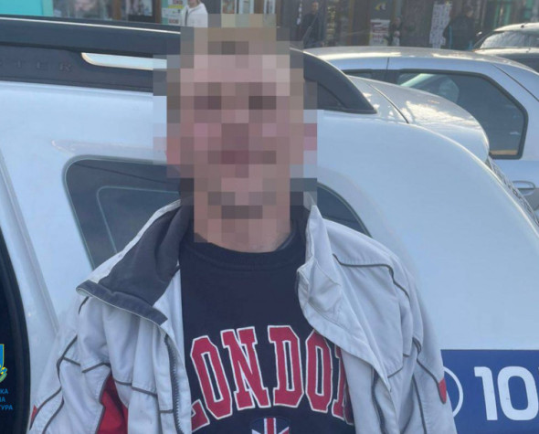 Розбив вітрину та пограбував аптеку посеред дня – засуджено львів’янина